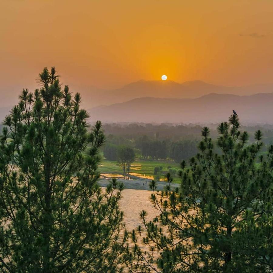 Rockcity Resort Mingora Exterior photo