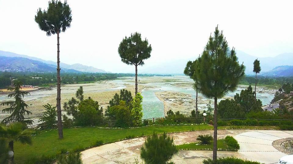 Rockcity Resort Mingora Exterior photo